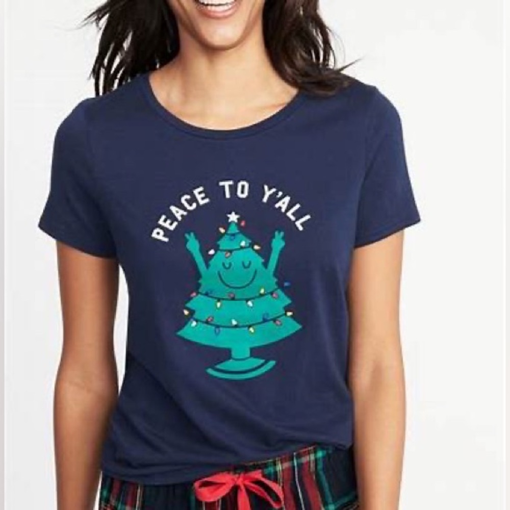 🆕 Old Navy Navt Blue Graphic Tee with ‘Peace To Y’all’ Christmas Tree Design Top